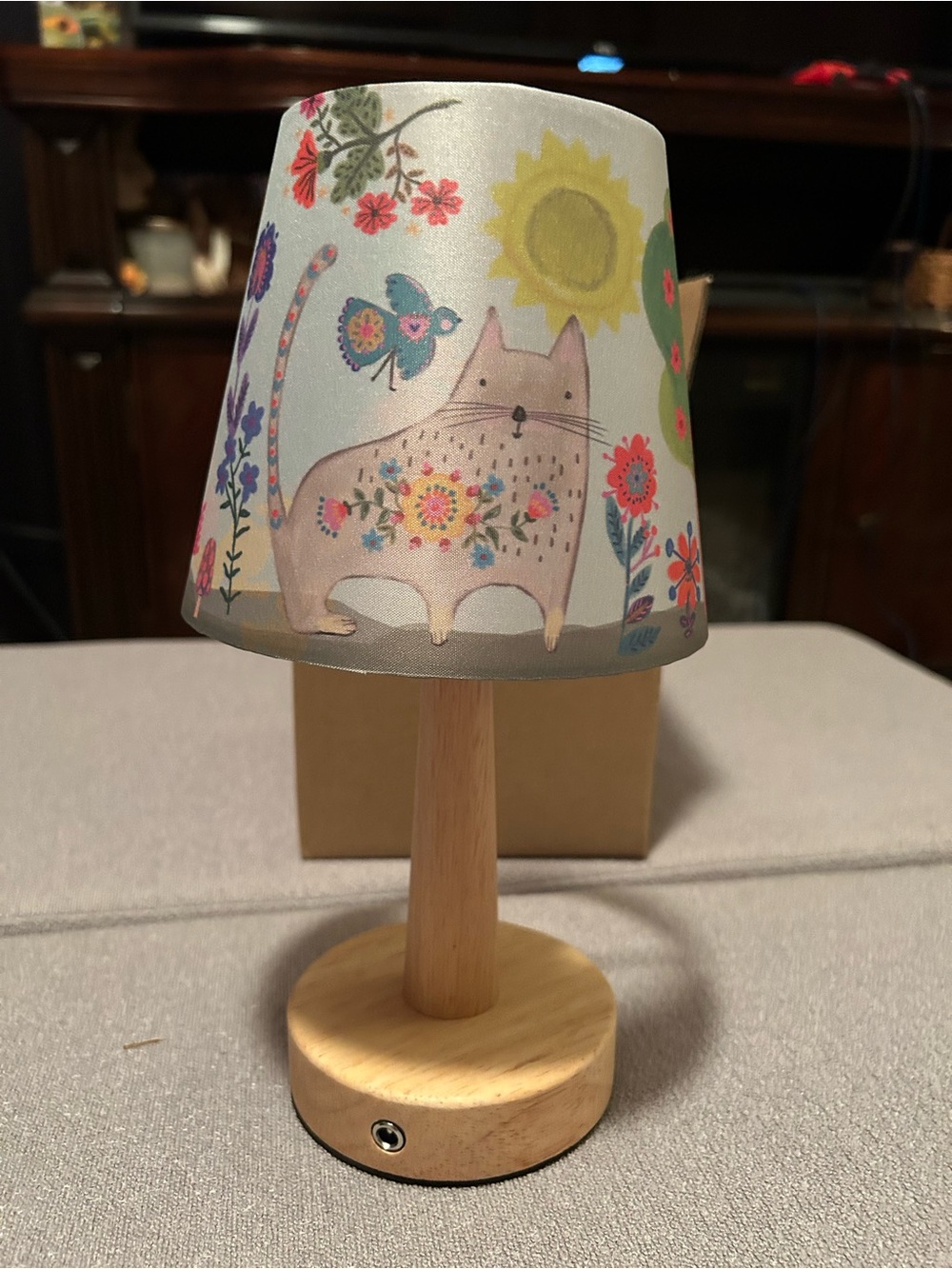 NATURAL LIFE Floral Cat Lantern Lamp - Pink, Yellow, Blue - Picture 6 of 10
